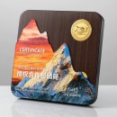 仿木奖牌