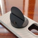 Ultra-Thin Magnetic Folding Stand
