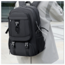 超大容量可擴容雙肩背囊 超大容量可擴容雙肩背囊