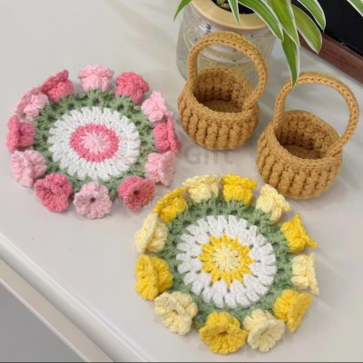 Woven flower cup mat
