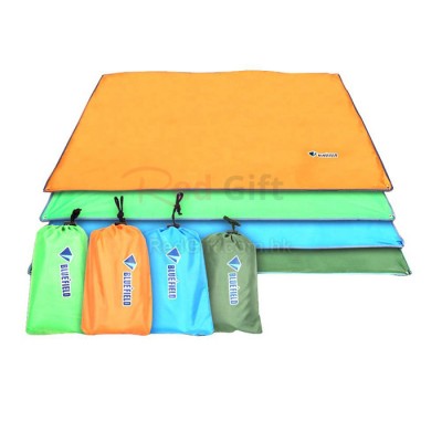 Pocket Outdoor Blanket