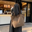 大容量百搭單肩托特包