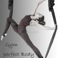 [Red Gift 禮品紅]曬肌、曬線條，一齊Like！