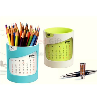 Calendar with Pen holder