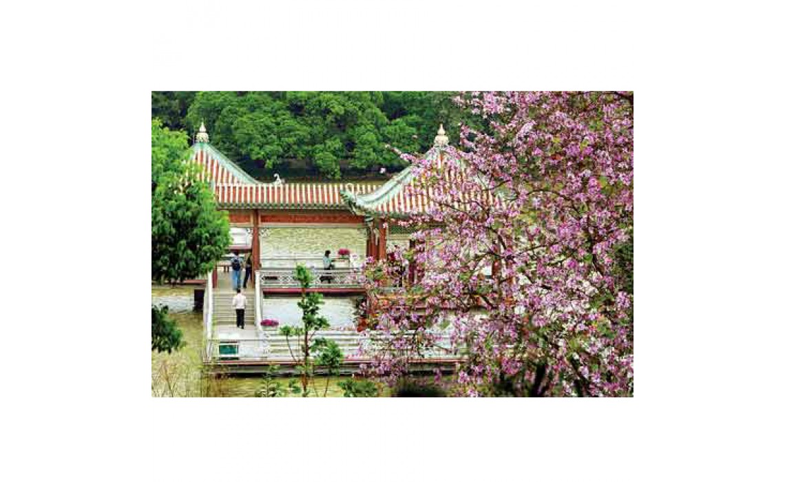 Red Gift Travel To HuiZhou XiHu