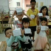 禮品紅與學海學子歡度暑假