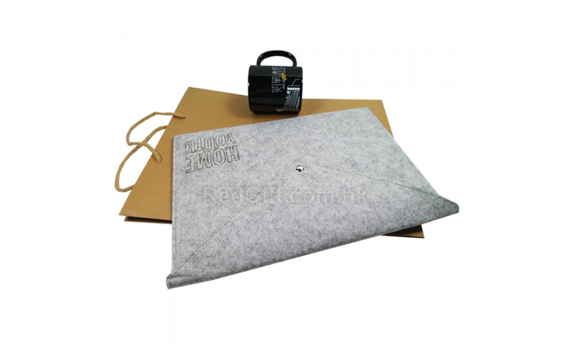Gift Set-Ying Wa College