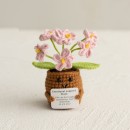 Knitted flower plant pot