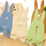 Wooden Rabbit Mobile Phone Holder