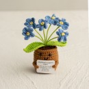 Knitted flower plant pot