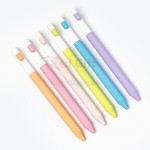 Low-center-of-gravity gel ink pen
