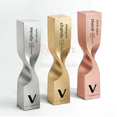 Metal twisted column trophy