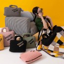 便携午睡枕头抱枕毛毯 便携午睡枕头抱枕毛毯