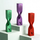 Metal twisted column trophy