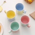 撞色陶瓷杯