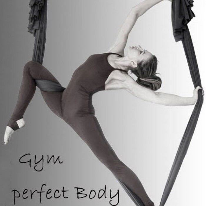 [Red Gift 禮品紅]曬肌、曬線條，一齊Like！