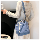 單肩斜挎手提包