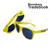 Sunglasses-Bloomberg Tradebook